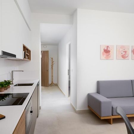 The H Experience - Eclectic Spacious Apartment Near Venetian Castle - 2 كاندية المظهر الخارجي الصورة